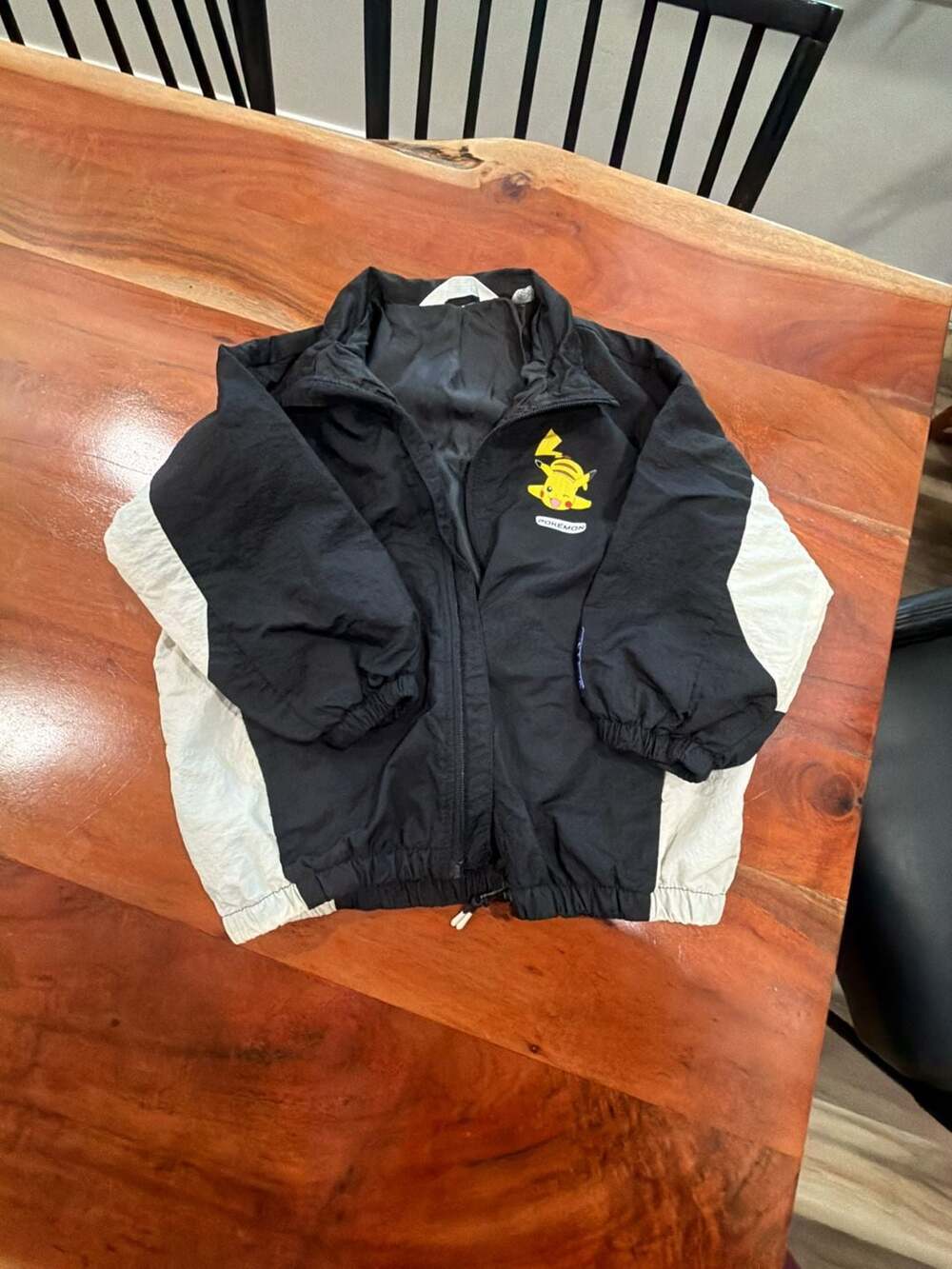 H&M Pokemon Pikachu Windbreaker Jacket Size US 5T/6 Black